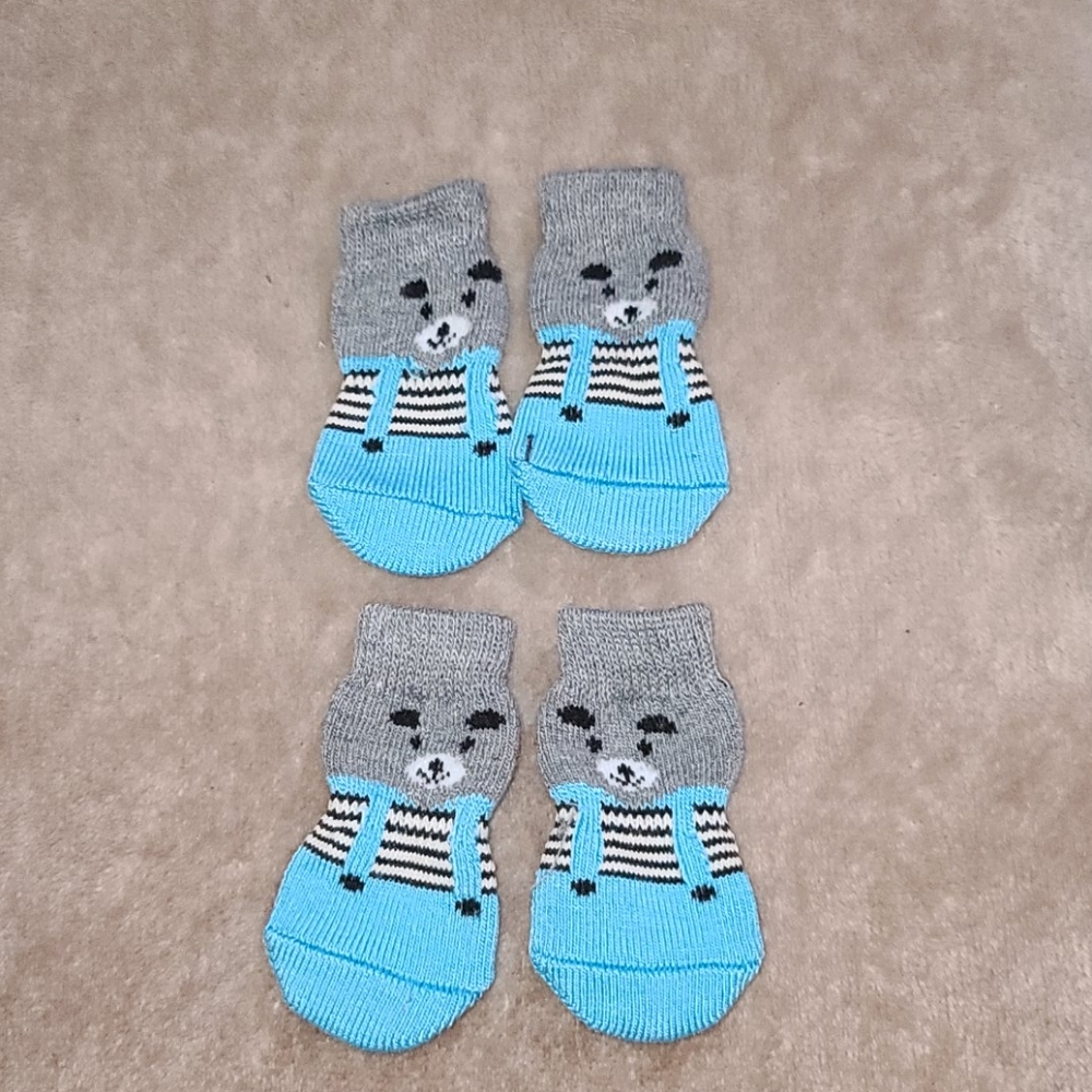 New Pet Socks